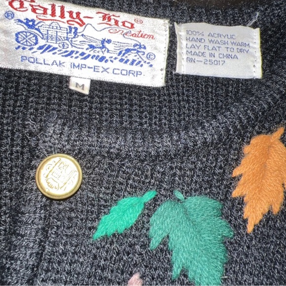 Vintage Tally-Ho Women's Button Sweater Embroidered Fall Leaves Design Size M - Picture 4 of 4